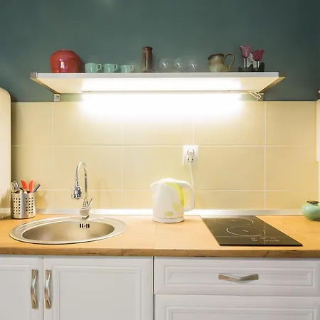 ! Promo! Central Evergreen Studio - Free Public Parking-Fast Wi-Fi Novi Sad Exterior photo