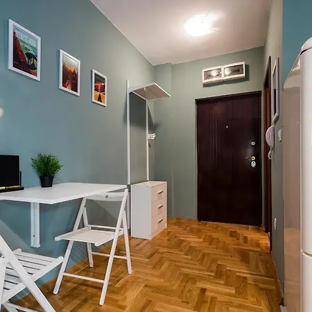 ! Promo! Central Evergreen Studio - Free Public Parking-Fast Wi-Fi Novi Sad Exterior photo